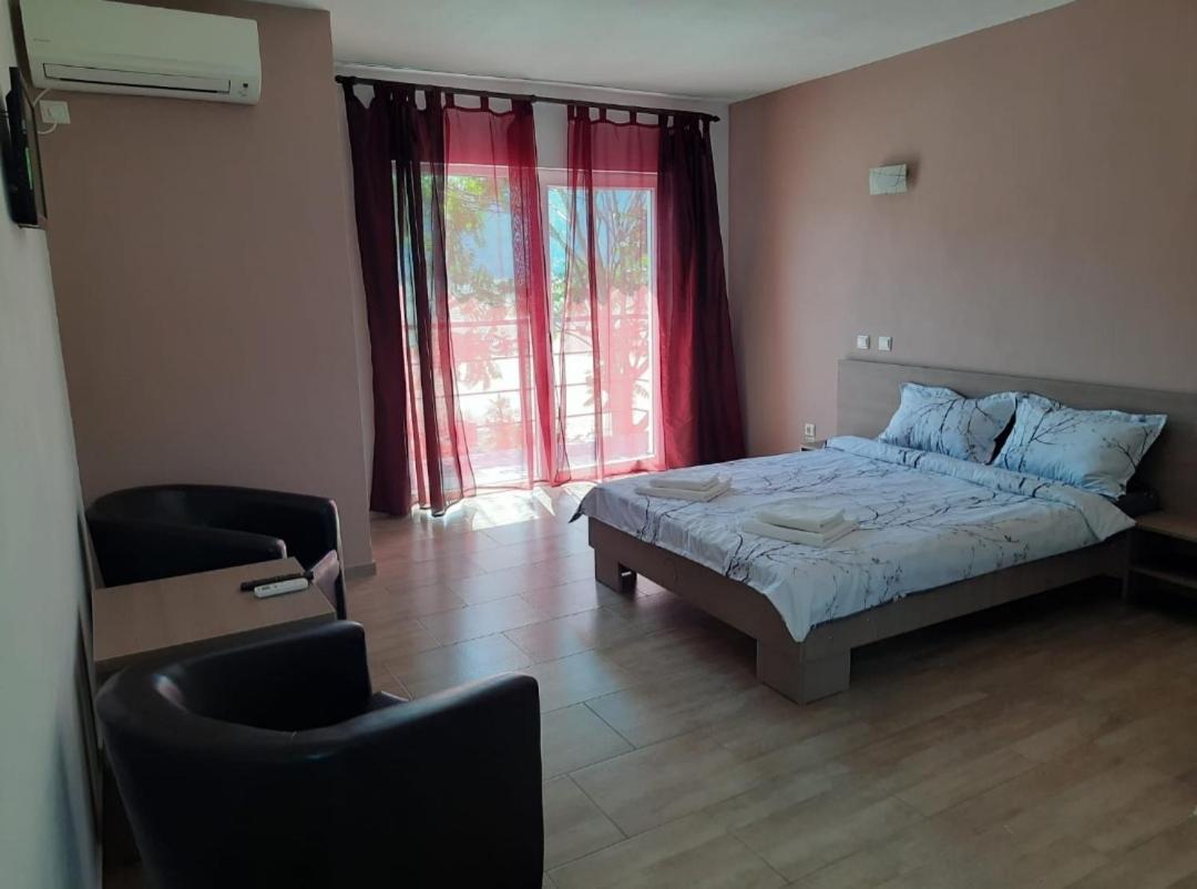 Exclusive Villa Ieşelniţa Bagian luar foto