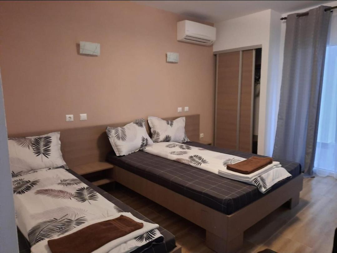 Exclusive Villa Ieşelniţa Bagian luar foto